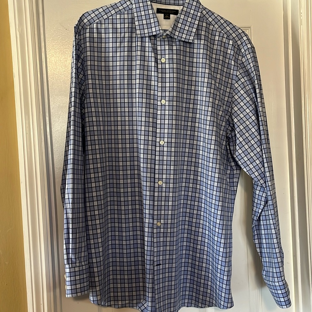 Banana Republic Non Iron Slim Fit Men’s Button Down Shirt